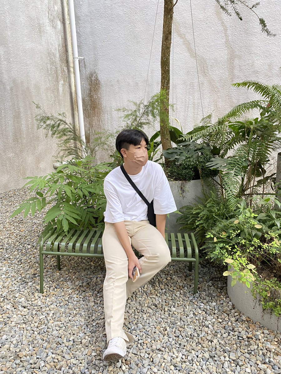 tgm1nn's tweet photo. 如果你有需要，哥哥有求必硬。
#學生 #轉推 https://t.co/zm8YUgP8UX