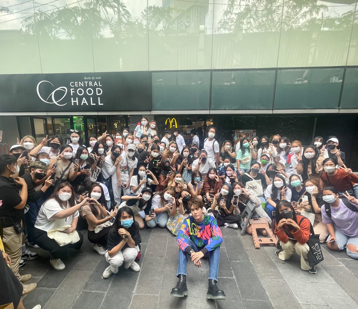 Nani_iiiiiii's tweet photo. อยากไปเจอนานิบ้างจัง แต่อยู่ไกลไปไม่ได้ แต่เราหวังว่าสักวันเราจะได้เจอกันนะ@Hirunkit_ 💜#KiehlsLovesThailand #koae #hirunkit_ https://t.co/dZengflxPZ