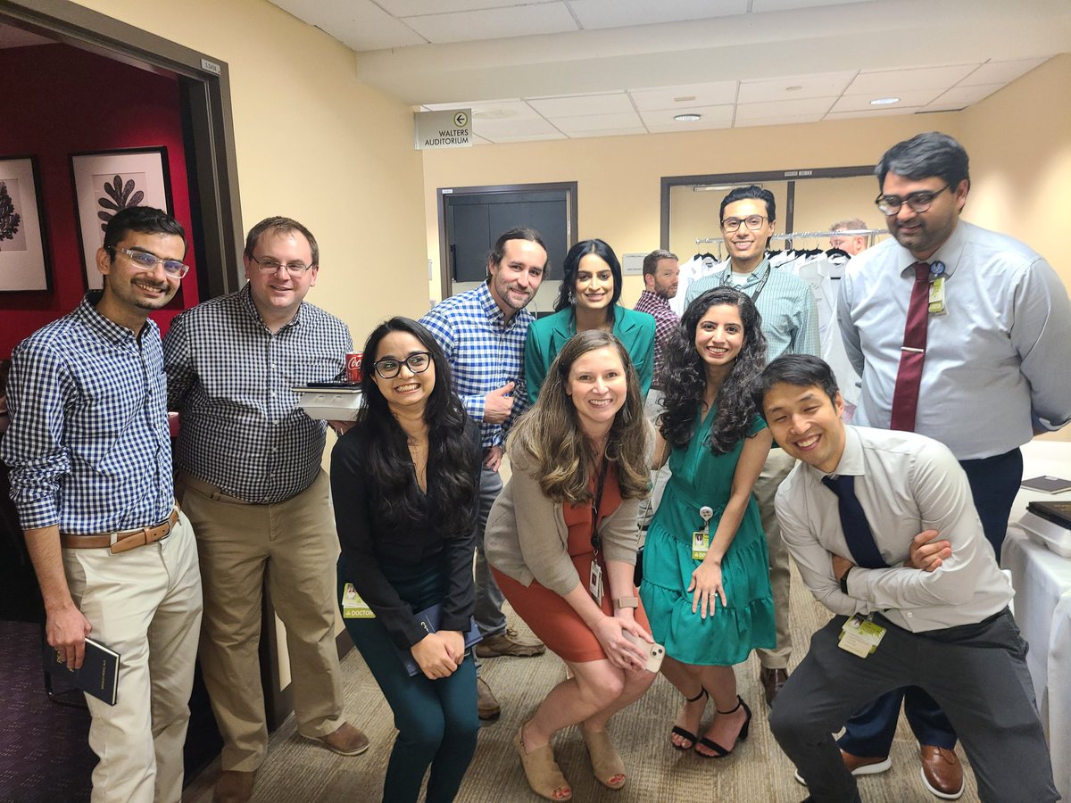 DocJim123's tweet photo. The great graduate send off @GMEInternalMed @ngmcgme #HardwiredforExcellence @HStewartRW @riazmahmood786 @MoazAhm05555318 @wesleyField19 @YoungMi13058769 @VBaleguli https://t.co/imV9urkrgf