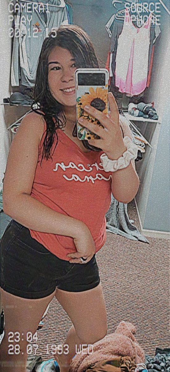 milfbabi's tweet photo. Who wants to be naughty with me #milf #sexy #horny #sellingcontent https://t.co/dnO4L599lf https://t.co/3SSda7QiyG