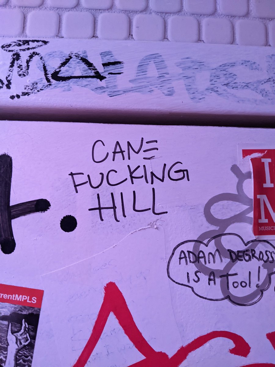 thinking_of_you's tweet photo. Yo look what I spotted in the bathroom stall at @AmsterdamBar651 @Cane_Hill 🤘🖤 https://t.co/EZ8ZD2sntG