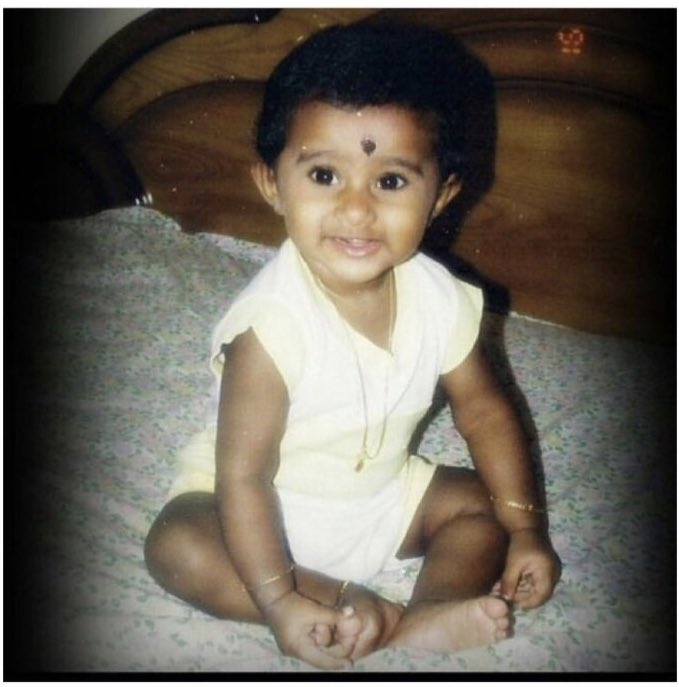 rubatheawesome's tweet photo. Smol baby Ruba vs Big baby Ruba 🙈 #samesmile https://t.co/88fD1OvIz8
