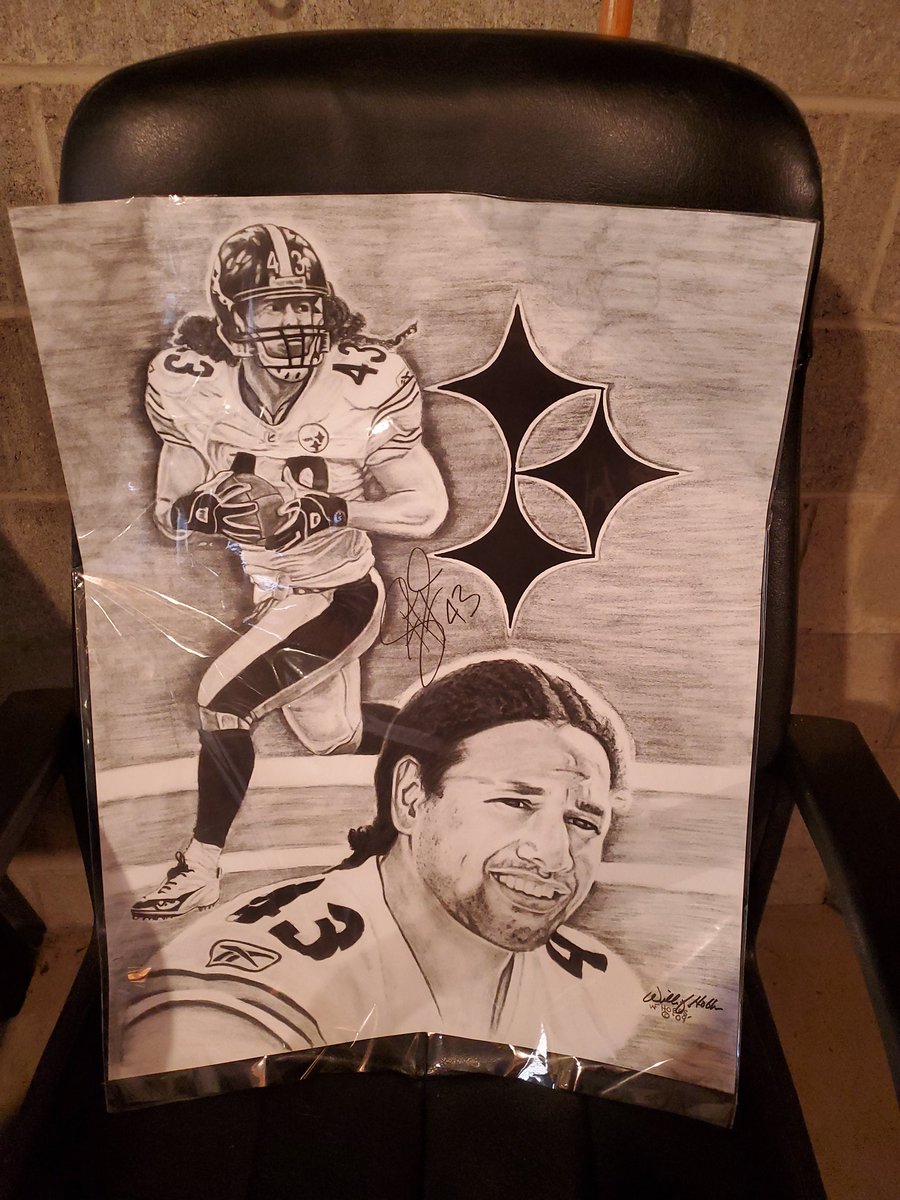 kittensnotkids's tweet image. These are autographed &amp;amp; artist signed. #stillers