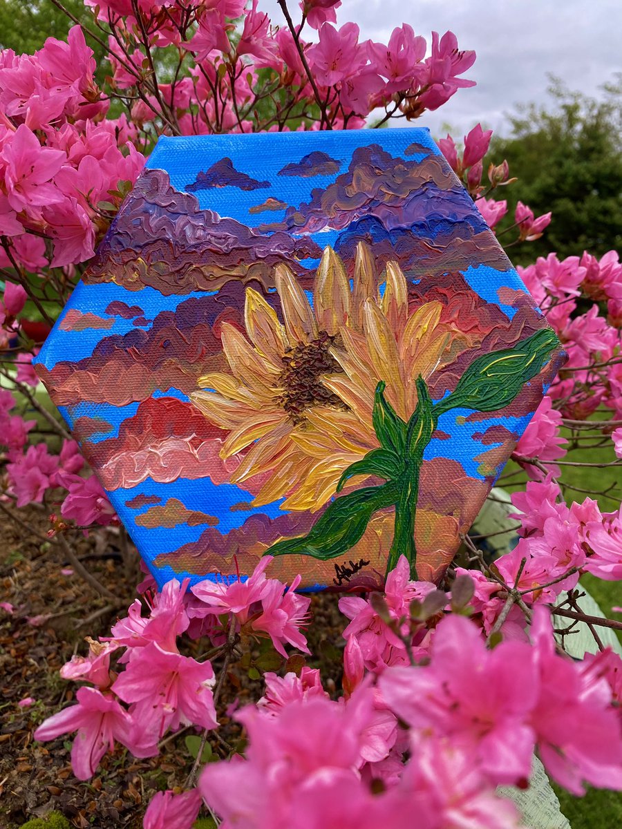AlikaAnderson's tweet photo. 🌸🌻🌸 #art https://t.co/xAbMN6wGlH