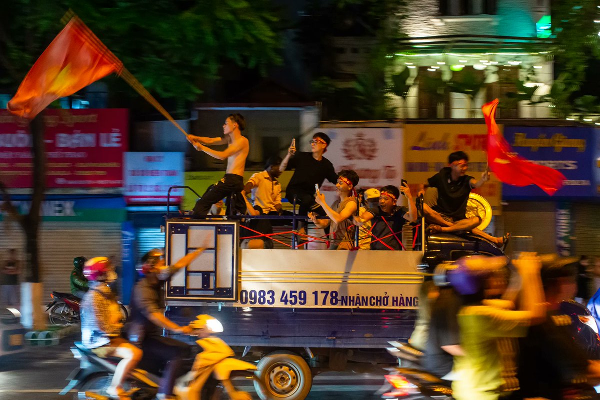 “Đi Bão” in Viet Nam and All You Need to Know About It
danangleisure.com/di-bao-in-viet…

#Danang #Vietnam #Travel #U23 #U23Vietnam #Football #ĐiBão #DiBao