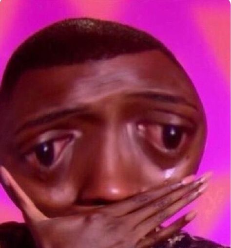 Tfw you get ready to play on the switch BUT IT HAS 0% BATTERY-