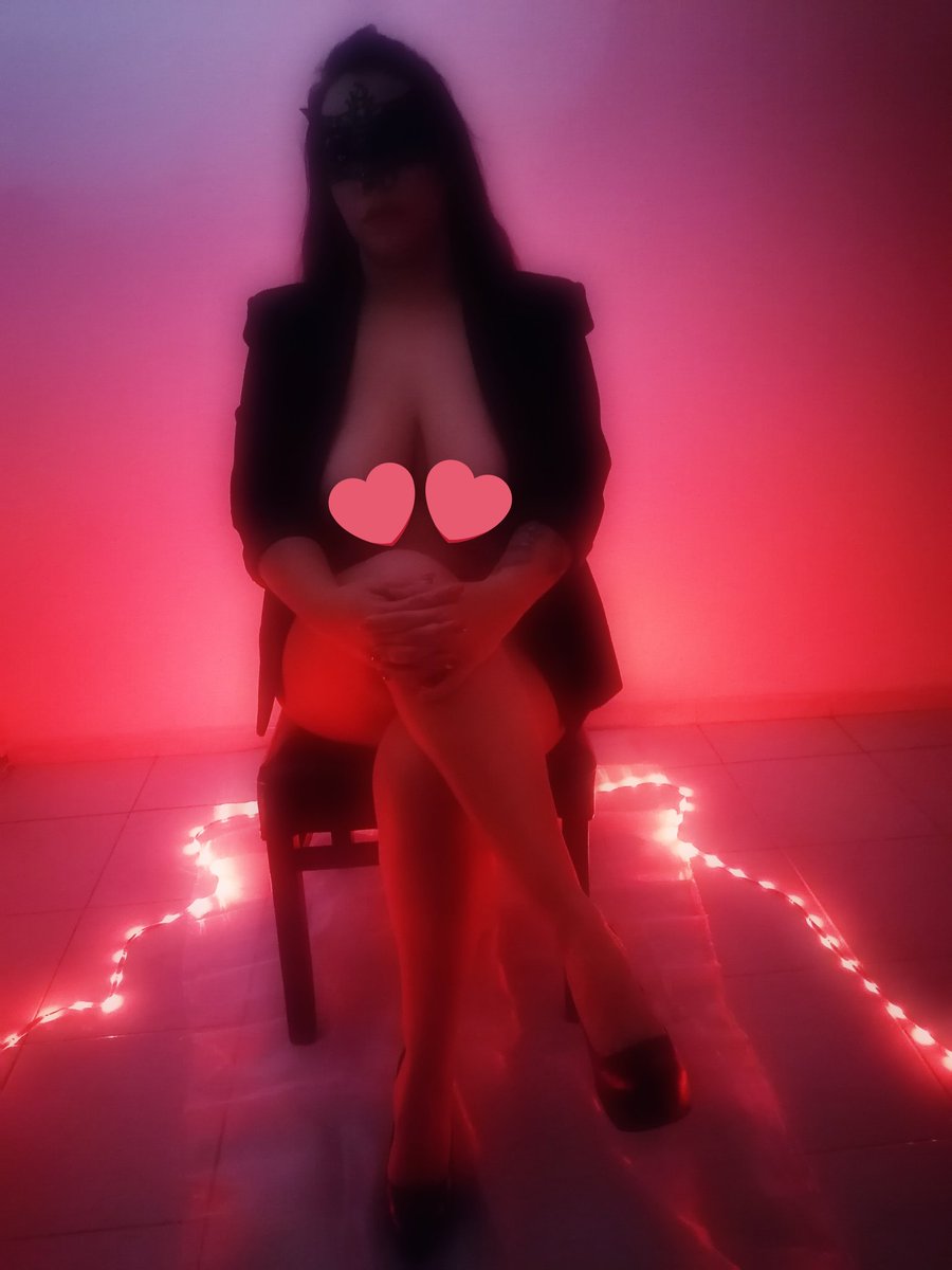 Morena Santa tweet media