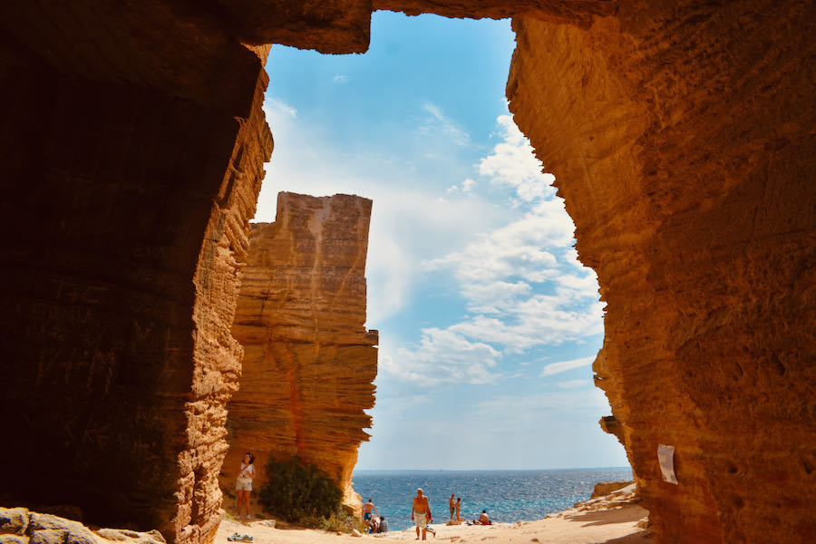 fiveintravel's tweet photo. 💻NUOVO BLOG POST
Link➡️https://t.co/AKR4V0rT9M
Con questo post concludiamo il nostro itinerario alla scoperta dell’arcipelago delle Isole Egadi.
Oggi ti portiamo a #Favignana tra spiagge da sogno e tracce di un florido passato che ha segnato la storia di quest’isola.
#Sicilia https://t.co/jJVogIzP3M