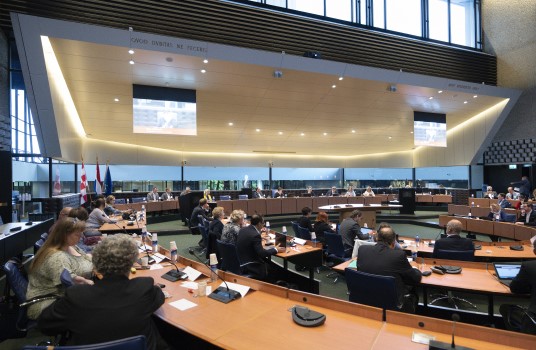 Vrijdag 10 juni Themadag #PSBrabant. Met onder meer Gebiedsontwikkeling Oostelijke Langstraat; de Staten spreken de directeuren van de Omgevingsdiensten; Governance Regionale Energiestrategie. Volg vanaf 9.30u op brabant.nl/pslive en bekijk de agenda bit.ly/39jLdOf