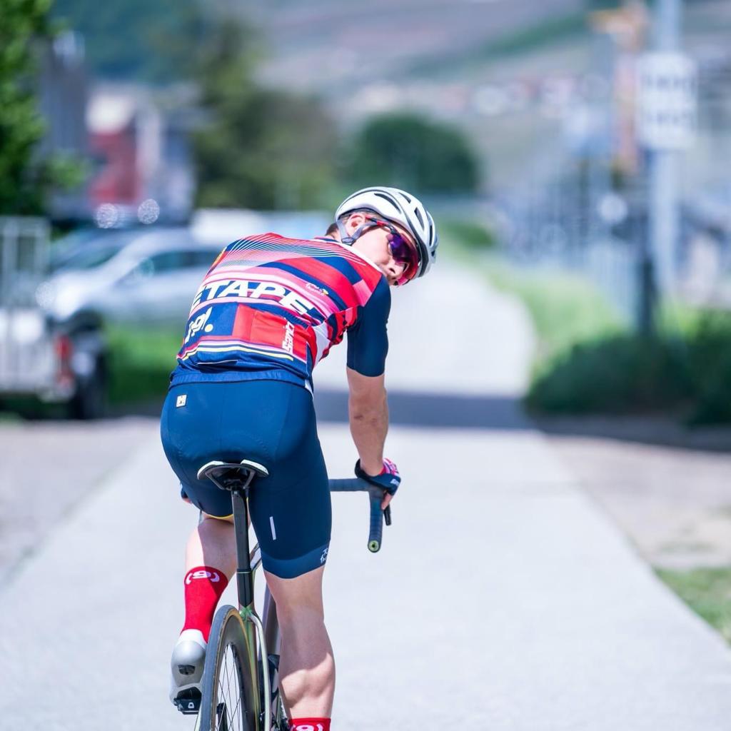 #LeTourdeFrance passe par Aigle dans un mois !
Avez-vous votre maillot officiel Santini de l'étape Aigle-Chatel ? 
Disponible chez domcycle.ch
