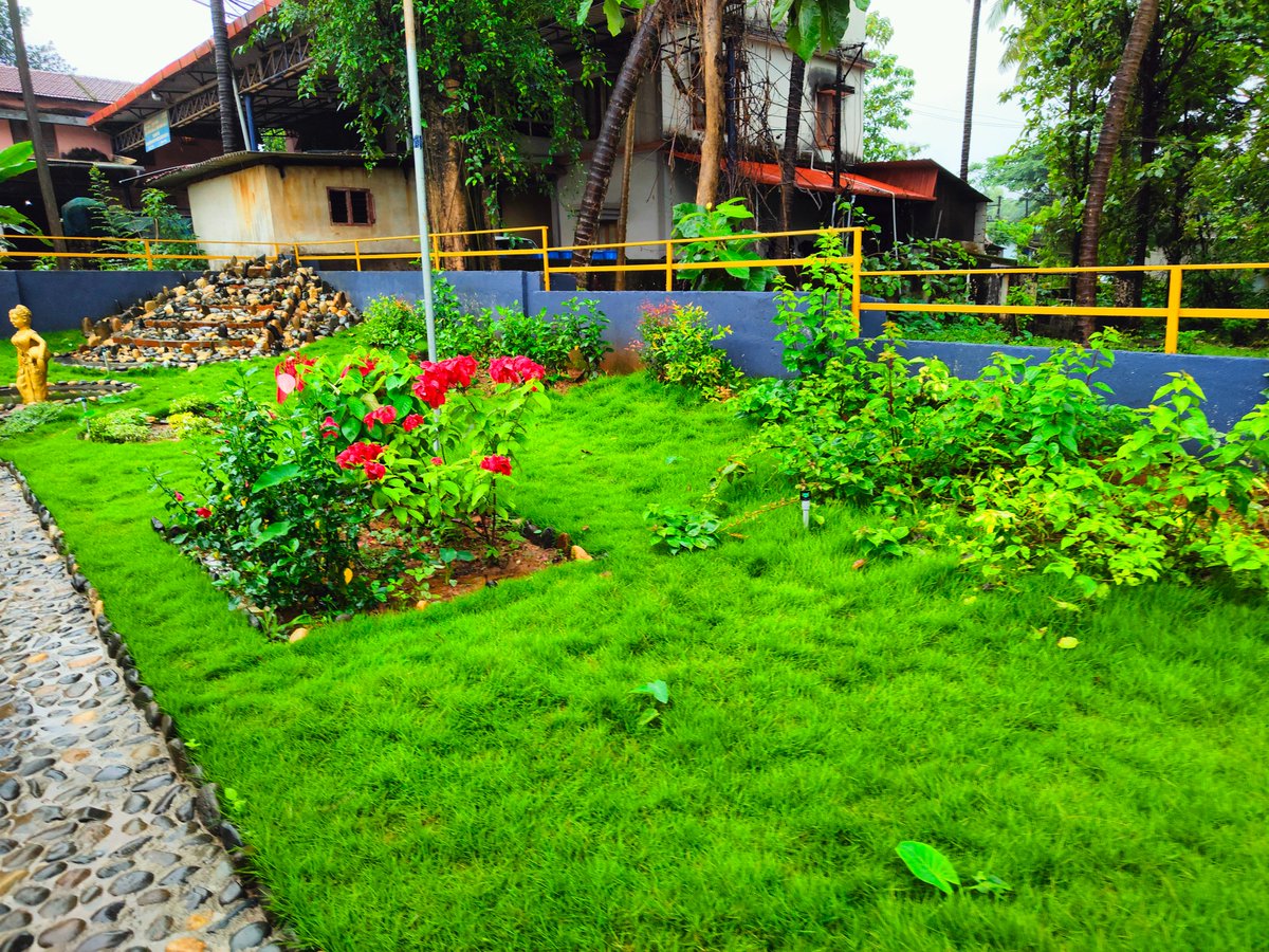 MGNREGADAKSHIN1's tweet photo. ujire #ruralgarden under #mgnrega https://t.co/fCA7vj65Xl
