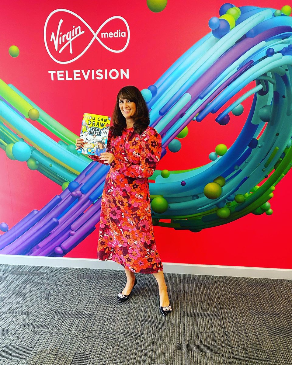 LizPichon's tweet photo. Morning! @IrelandAMVMTV see you soon for some doodling #TomGates #YouCanDraw https://t.co/m3yGXfkfOj