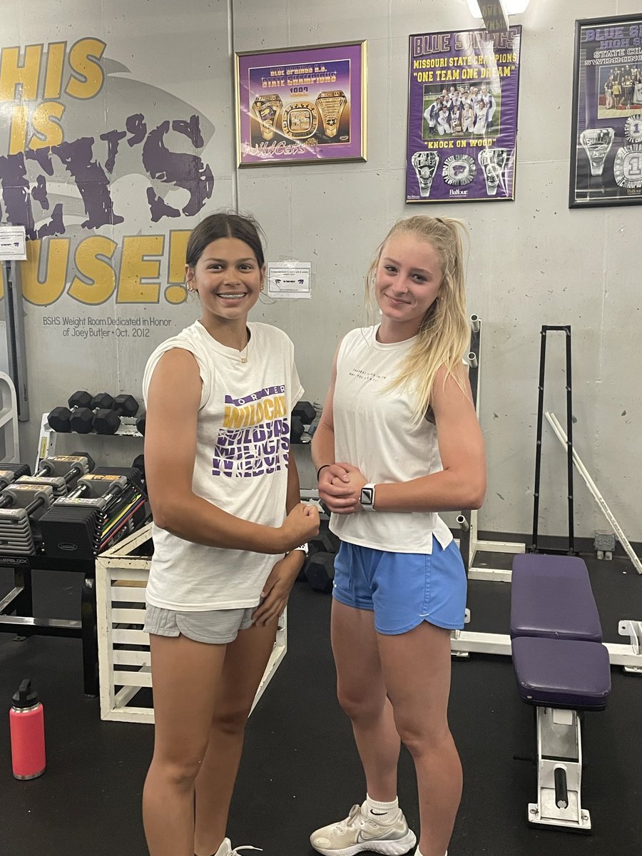 BSHS_WildcatSB's tweet photo. 🏃♀️💨Fast Freshman alert! Our 1st Wildcat Warrior Challenge winners of the ‘22 summer were, Lu Trevino and Hannah Lancaster! These girls tied for the fastest home to first, and home to home times on our testing day Tuesday! Summer conditioning has officially begun! 🤘🏼🤩 #GOCZ https://t.co/ryD3ScY2MK