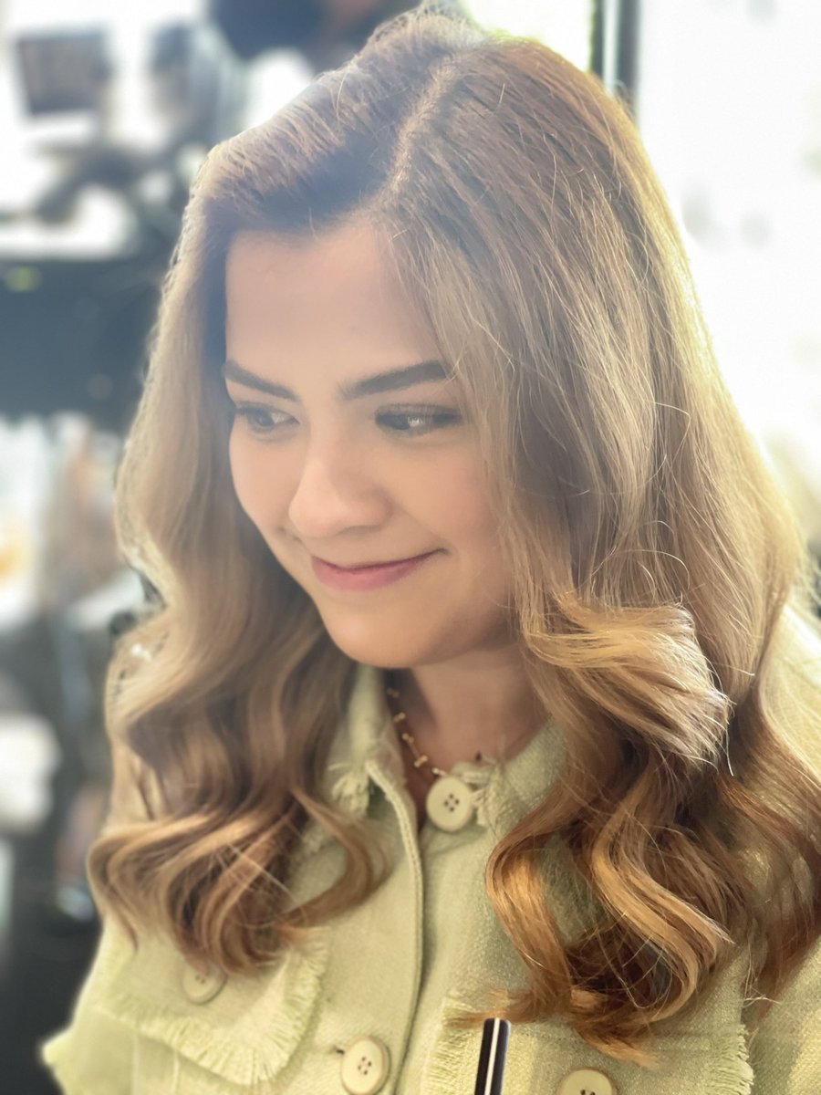 sammyrcl_'s tweet photo. Sharing some photos I got during our shooting!🤍

Isn’t she lovely?🥹🫶🏻 https://t.co/Hh28Fl8ni5