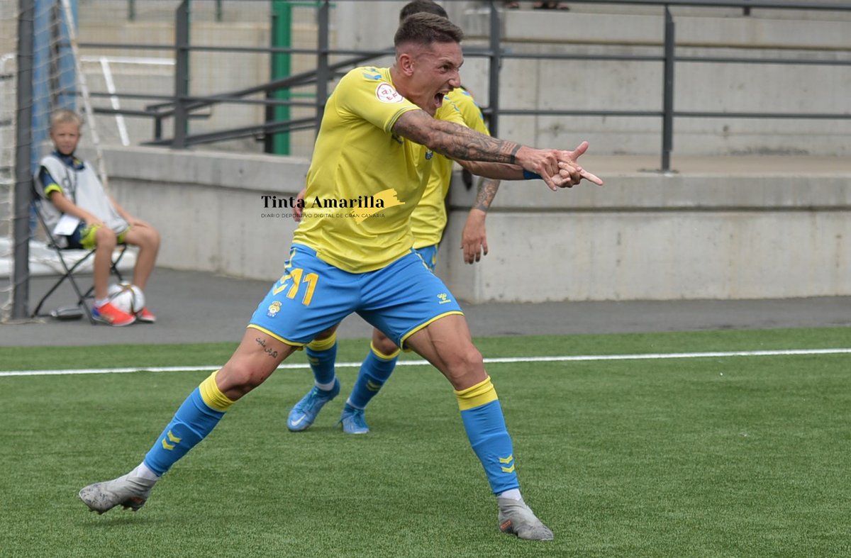 TintaAmarilla's tweet photo. Caras nuevas 2022-23 @UDLP_Oficial 

Iñaki Elejalde: El pico constante del minero https://t.co/tbDTAu7aJZ https://t.co/2zqygirB1x