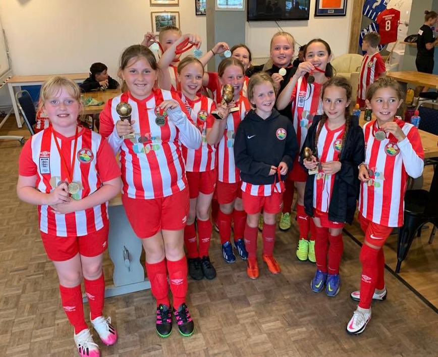 stcfcwomen's tweet photo. Our u11’s Girls awards happened last night.
Parents v kids game before hand (the players won after pens, despite having two of the senior squad in their team). Our Women’s captain handed out the awards, alongside our first team manager.
Great evening, loads of smiles & laughter https://t.co/4apqk1nllC
