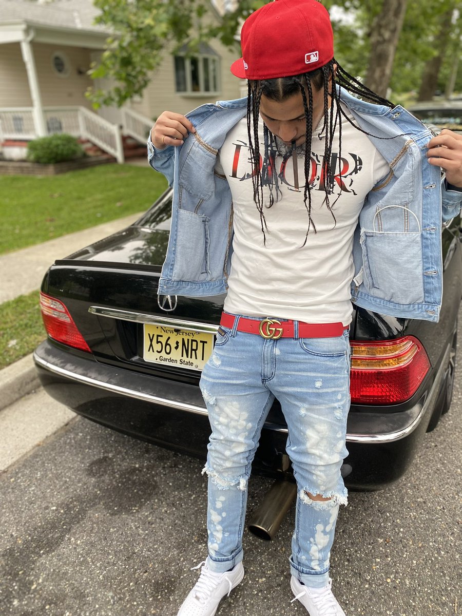laddenv5's tweet photo. Luvin me ain’t EZ so if you leave me ‘ ion blame you 🧿 #StayDangerous https://t.co/9qk2cB3yZm