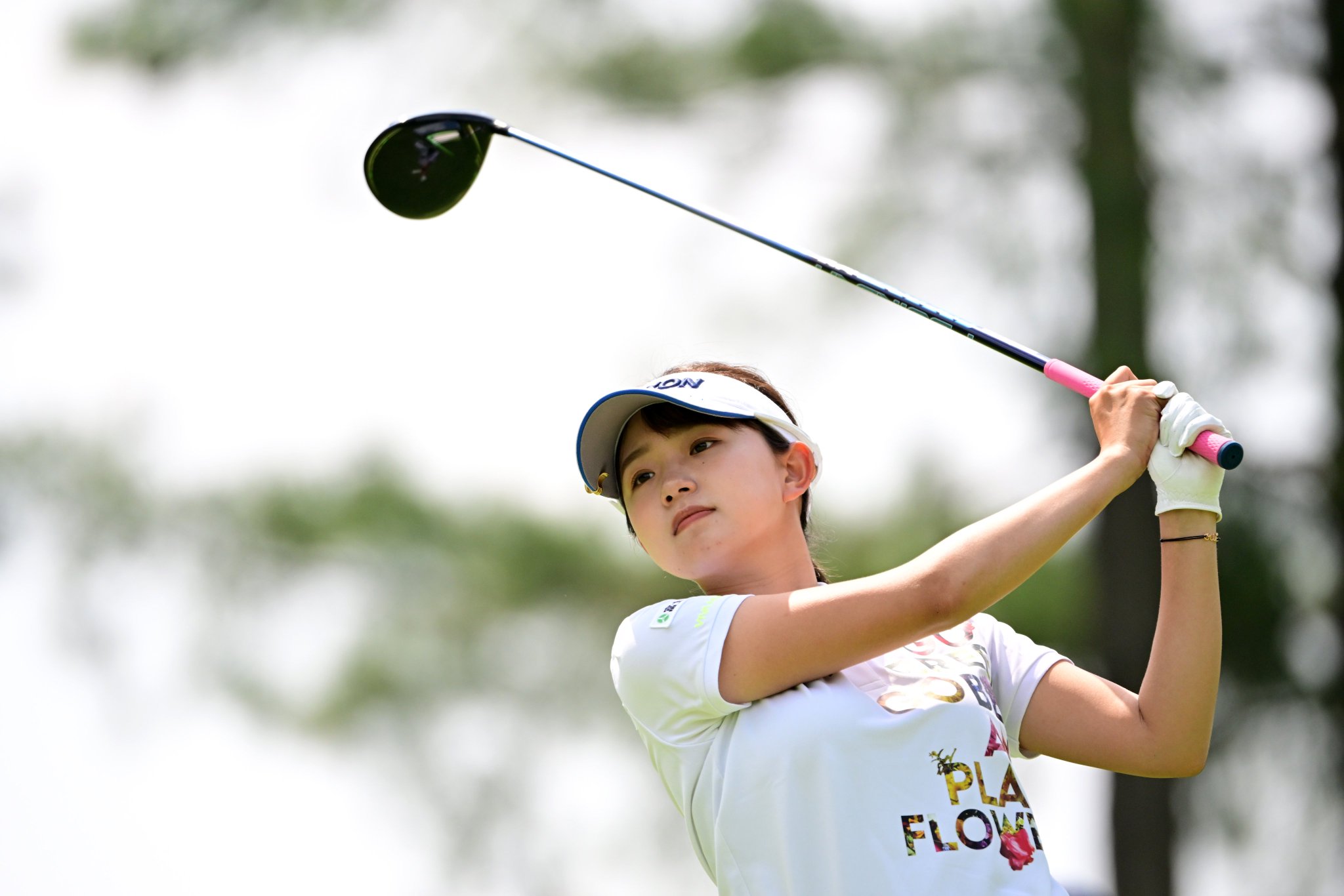 ユンチェヨン  / X