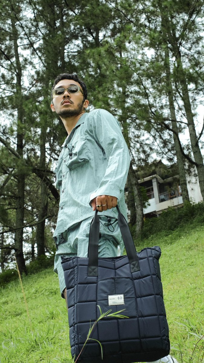 javajonescloth's tweet image. BEST SELLER

hallojones.com/?s=carter&amp;amp;post…