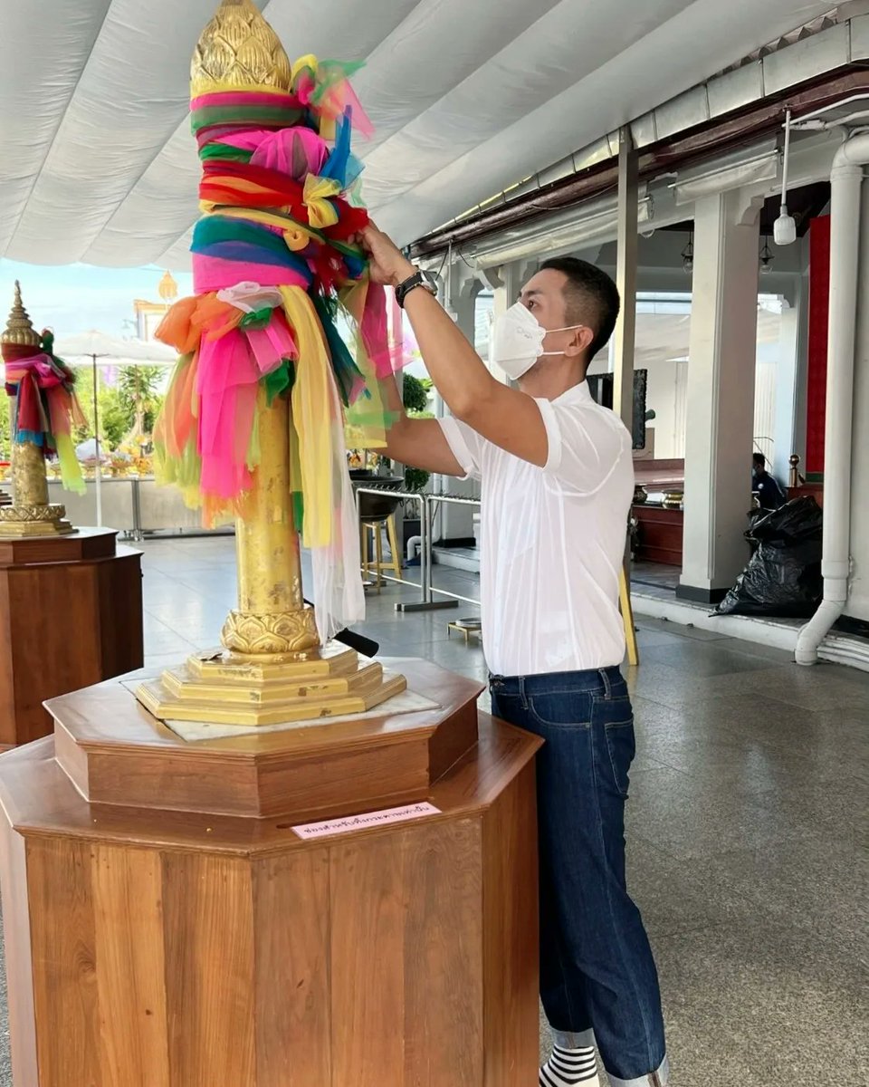 Mymemory789's tweet photo. ขอจงพบแต่สิ่งที่ดี
คิดสิ่งใดสมปราถนาทุกประการ....🙇
#พระแก้วมรกต #ศาลหลักเมือง #สายมู https://t.co/dJyb5YjCjs