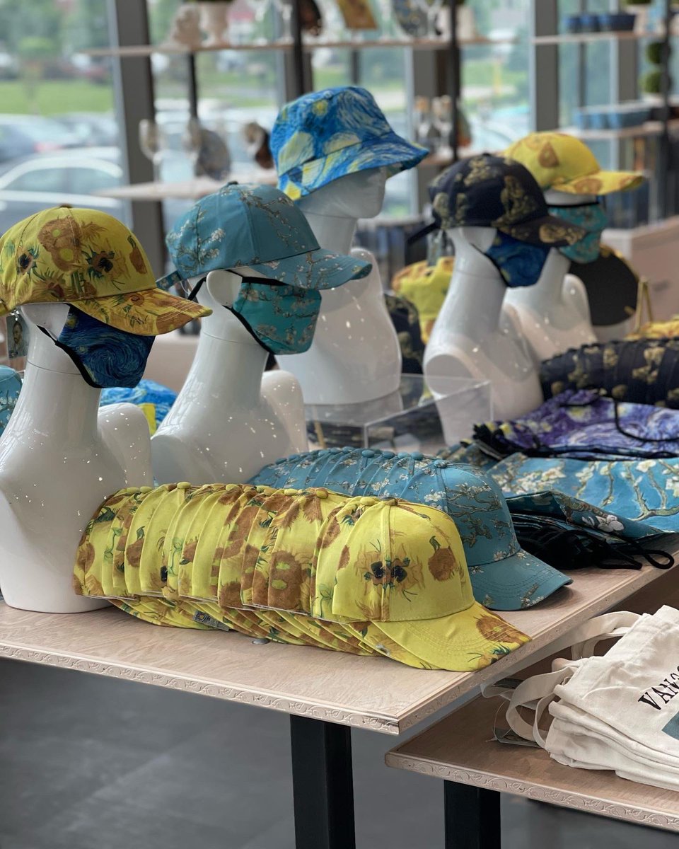 Immersive Van Gogh Exhibit Columbus tweet media