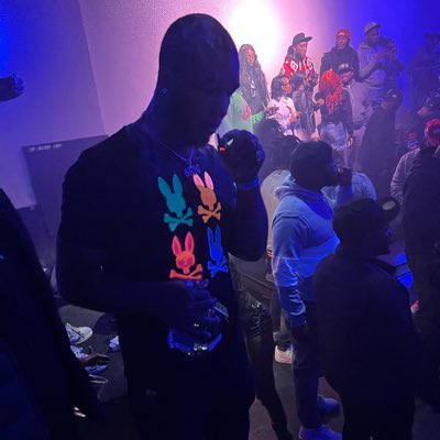 6f_Speedo's tweet photo. #NewProfilePic https://t.co/4HlvS0KGtI