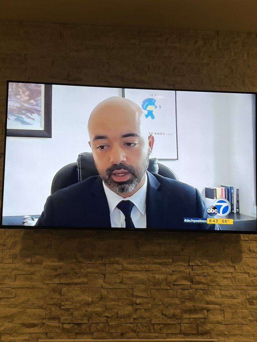 BabaDEEDS's tweet image. Great seeing big shot lawyers being interviewed on @abcnews with @InvsbleFriends portraits in the background 🔥👀🤙🏾@MotionMarkus . We’re only getting started!!