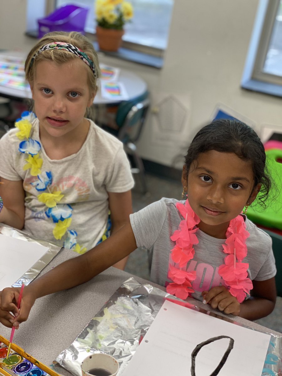 1stGradeColeman's tweet photo. Beach day! ⛱🏝☀️🌊 Can’t believe tomorrow is the last day of school! https://t.co/x0g4irBQdW