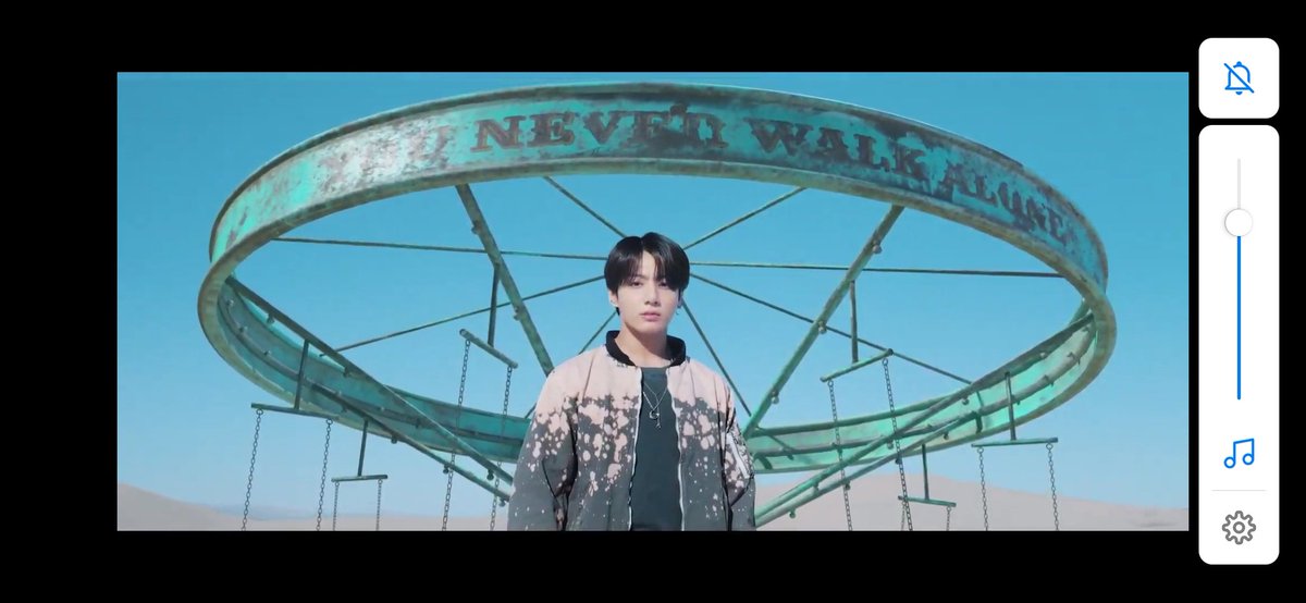 THVPMAO's tweet photo. WOW NO TENGO PALABRAS PARA DESCRIBIR COMO ME SIENTO!!! GRACIAS BTS POR TANTA FELICIDAD! LA CANCIÓN, EL RITMO, EL RECORDAR CADA ERA WOW ME ENCANTÓ! LOS AMO CON TODO MI CORAZÓN 😭💜😭 ESTOY LLORANDO DE FELICIDAD AHHH 

#YetToCome
#YetToCome_BTS
#BTSCOMEBACK2022
#Bts @BTS_twt https://t.co/uq82ut5kdk