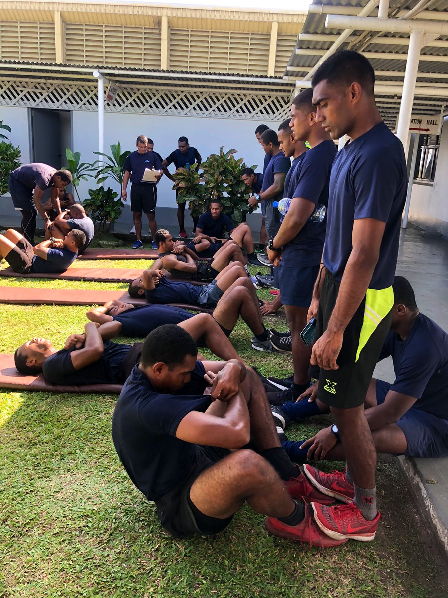NadiAirport's tweet photo. ‼️3000 sit ups 👏‼️ Viliame Taufa set a new sit ups record at the Fiji Airports Rescue Fire Services training ground - Taufa’s batch cheered him on as he continued to break his own personal best of 2400 sit ups 👊 - Batch of 2022 setting records in final RFL today! #AviationFire https://t.co/odho6FcDtr