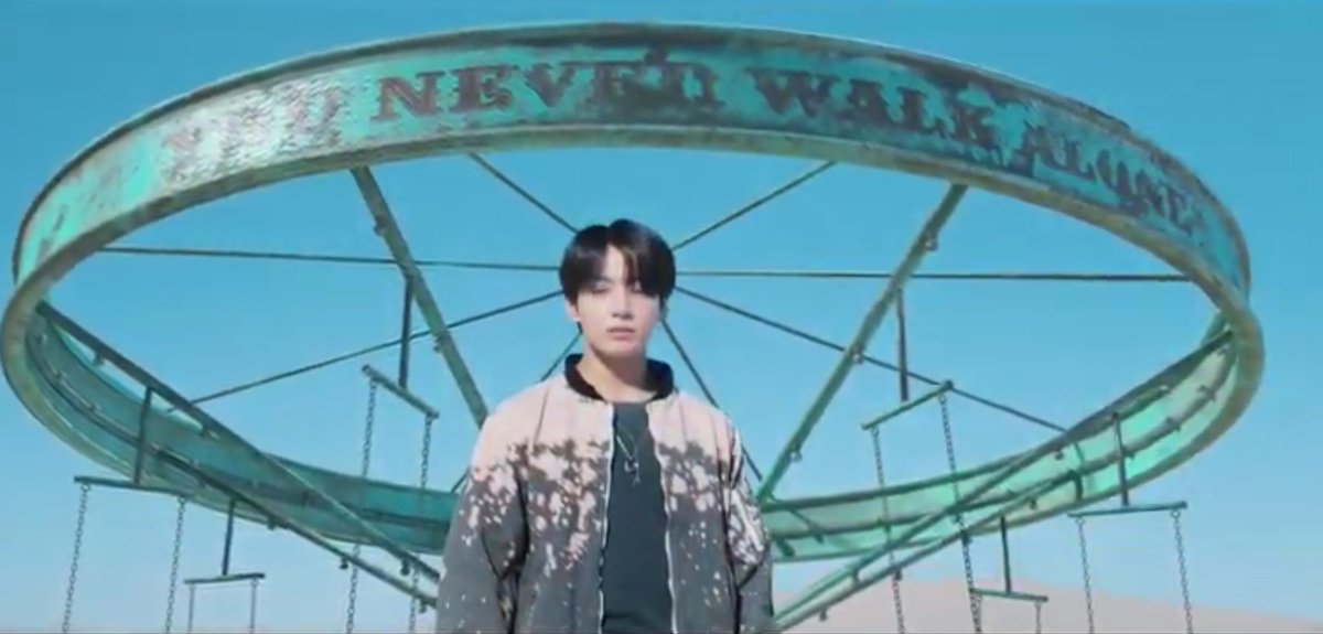 Goldenvante_97's tweet photo. Vi pasar 8 años de mi vida en un MV que es Arte ✨

#BTSCOMEBACK2022
#BTS_Proof
#SpotifyPurpleU #SpotifyxBTS #BTS @BTS_twt https://t.co/RrivU1gnll