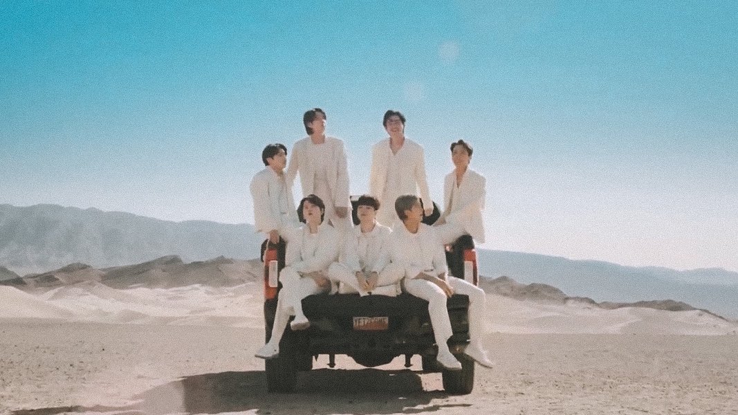 BTSNewsBrasil's tweet photo. 📸 O MV que se tornou arte 💜

@BTS_twt #BTS_Proof
 https://t.co/QPFpixdpft