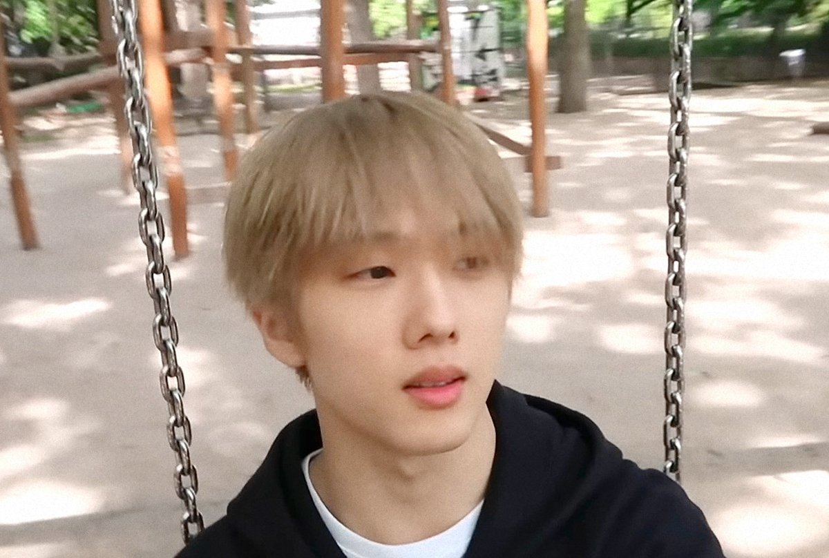 หล่อมากแบบตะโกน ชอบหน้าสดจีซองอะ หนุ่มตี๋ 🤎