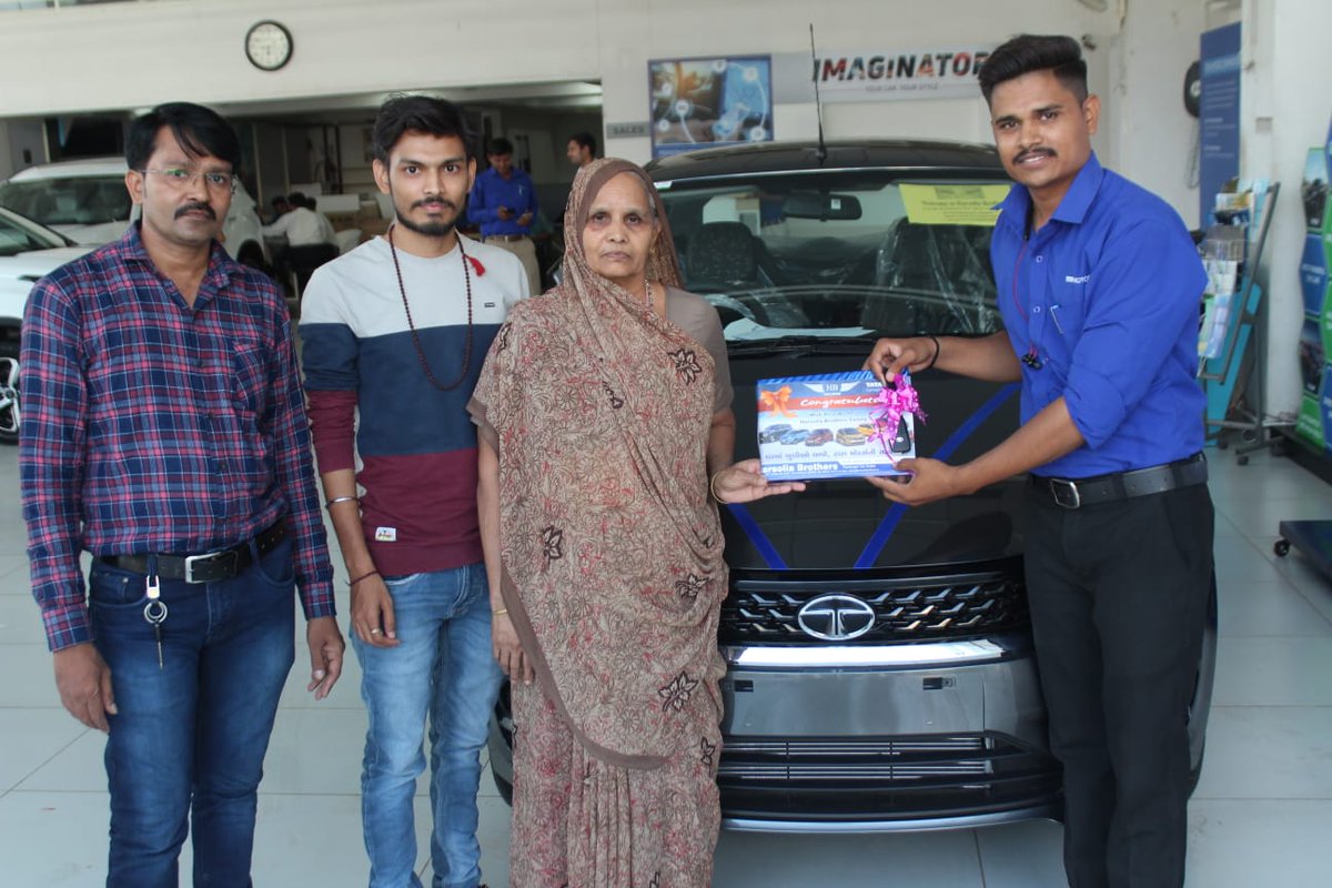nparmar698's tweet photo. Yesterday I got my new Tata Tiago. I'm thankful to @TataMotors_Cars and Mr Ashish Thakor(Harsolia Brothers) for hearing me and helping me to get the delivery of my car on time. There was an excellent experience with Tata Tiago. https://t.co/6vnhcUPPmt