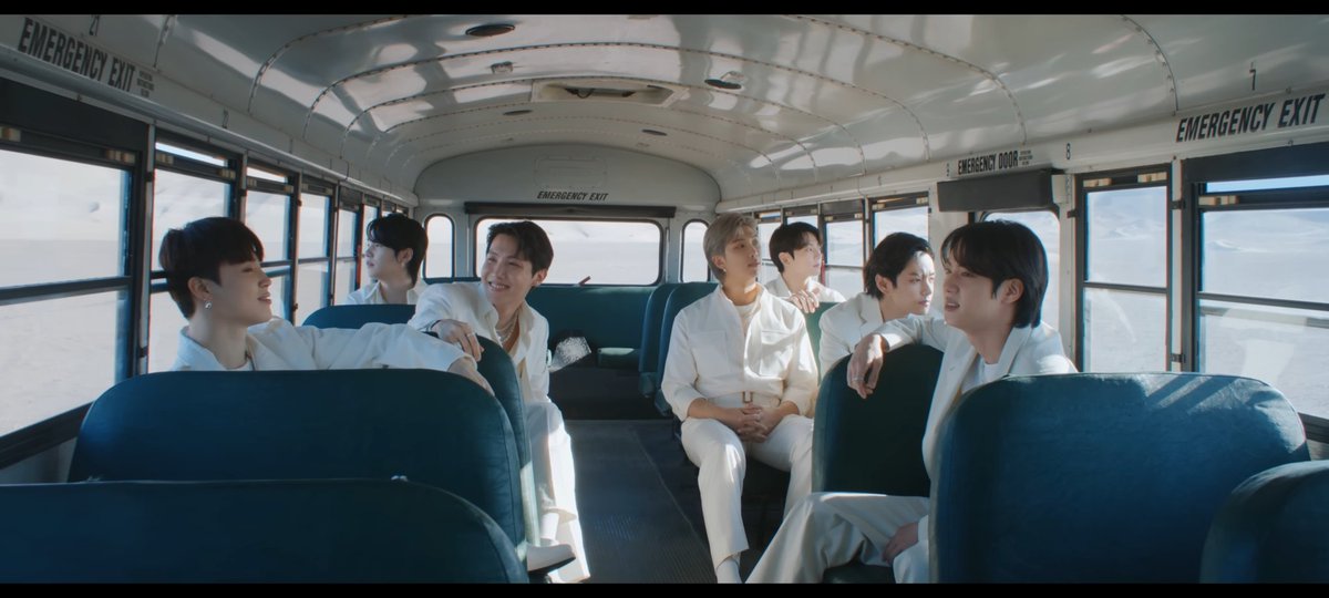 fatimchavarry's tweet photo. YET TO COME IS COMING RUN BTS ME TIEMBLA TODO READY FOR PROOF 🛐 #ReadyForProof #BTS_Proof #YetToCome_BTS #YetToCome #BTS #TheMostBeautifulMoment 
Es que me da de todo esa canción!!
🚍 https://t.co/rqATKxfMTj