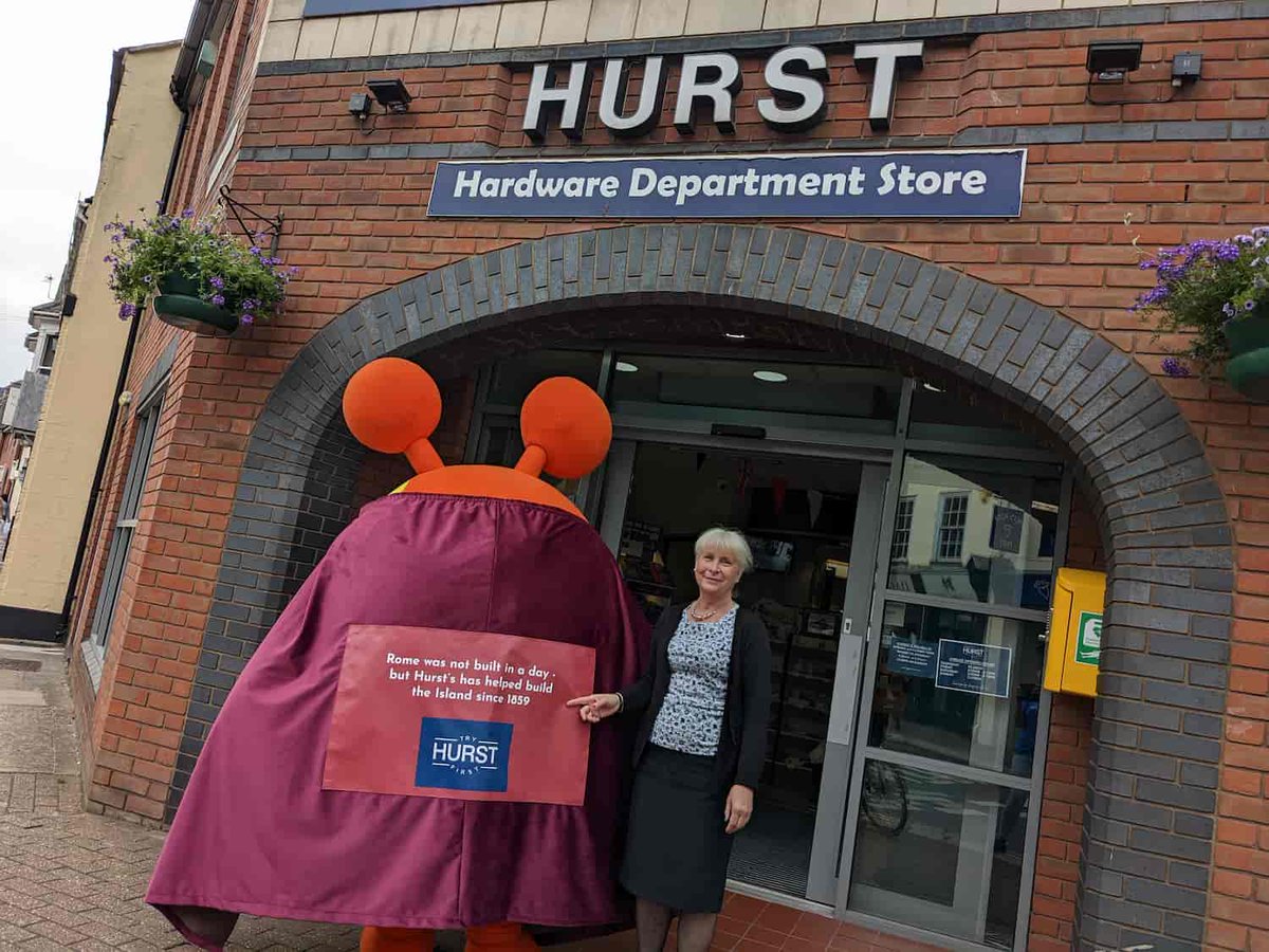 Nipper goes Roman thanks to <a href="/TryHurstFirst/">W Hurst & Son</a>

A big thank you to our sponsor, I am sure you will agree, Nipper looks dashing in his new Roman attire.

#bradingromanvilla #isleofwightday #hurst #TryHurstFirst