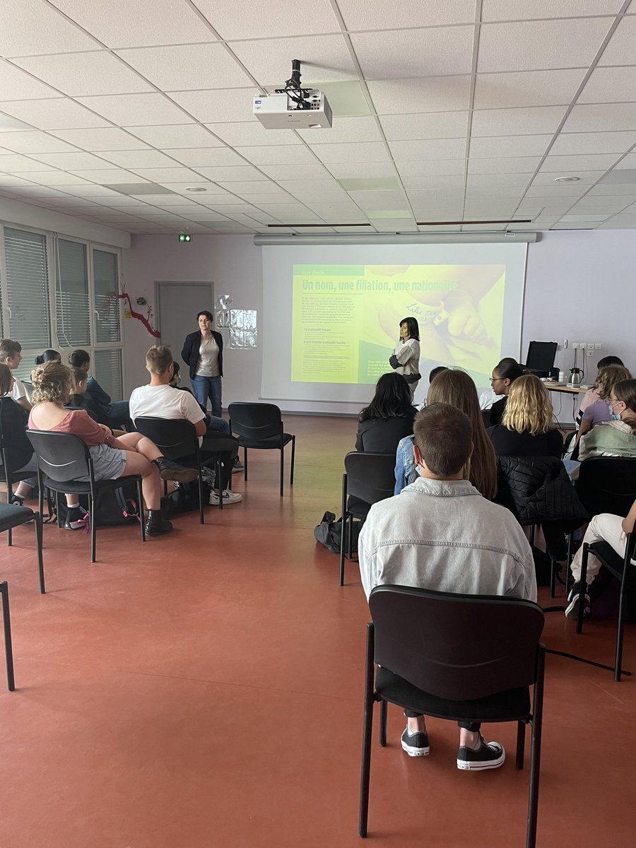 Josée Mandrier tweet media