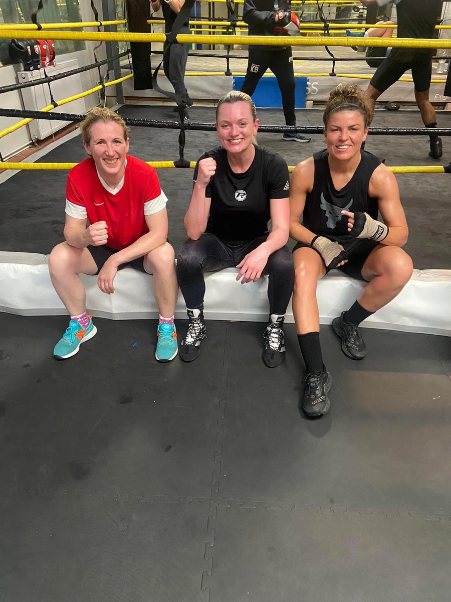 bavvo_'s tweet photo. All gas, no brakes! 💨💨💨🥷🏽 @BCB_Boxing @katiehealyxx https://t.co/Wk6olPBCRq