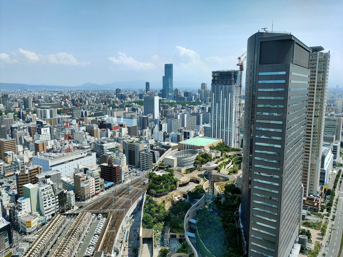 dojinosuke's tweet photo. A view from WeWork at Namba skyO
#WeWork
#Namba
#skyO https://t.co/oo1vVDMvQN
