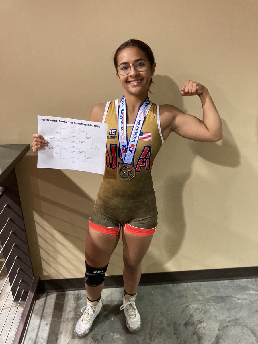 mrsmeganalonzo's tweet photo. Southern Plains Champ x2 https://t.co/qNBHfJBfpd