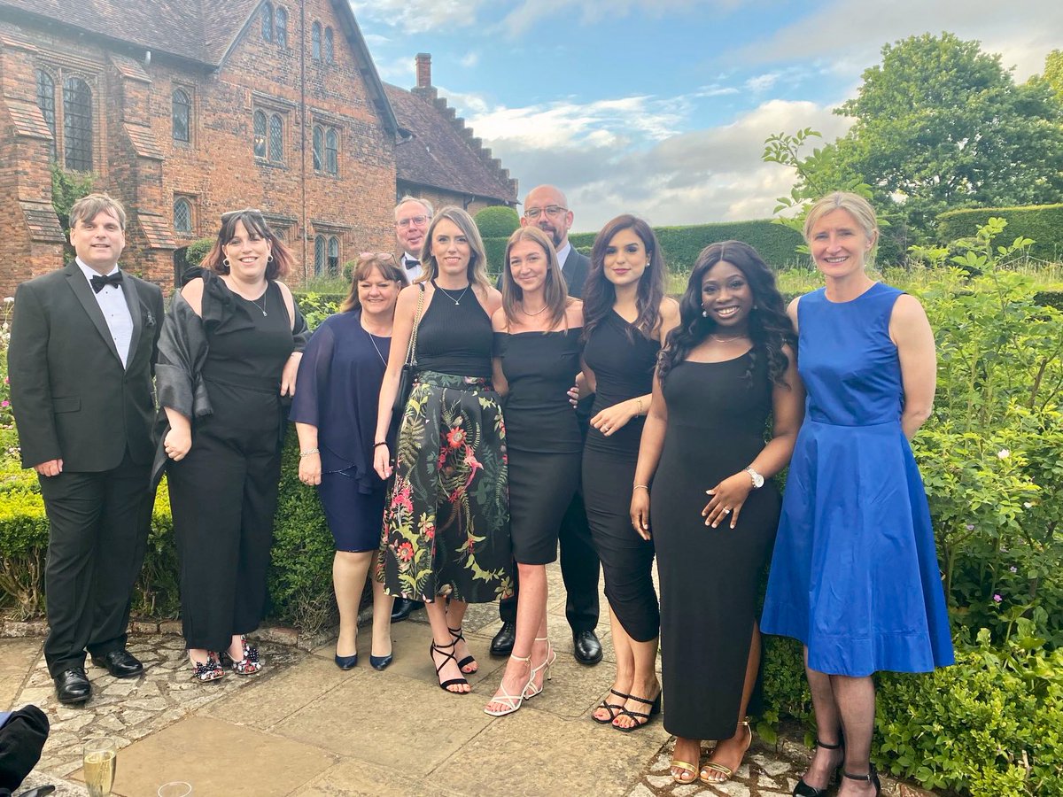 StephenNolanLaw's tweet photo. Great evening at the @HertsLawSoc Annual Dinner at Hatfield House last night. @MachinsLaw @HollyBakerLaw @sashby_legal @ainsworth_legal https://t.co/uzvK6GdZUT
