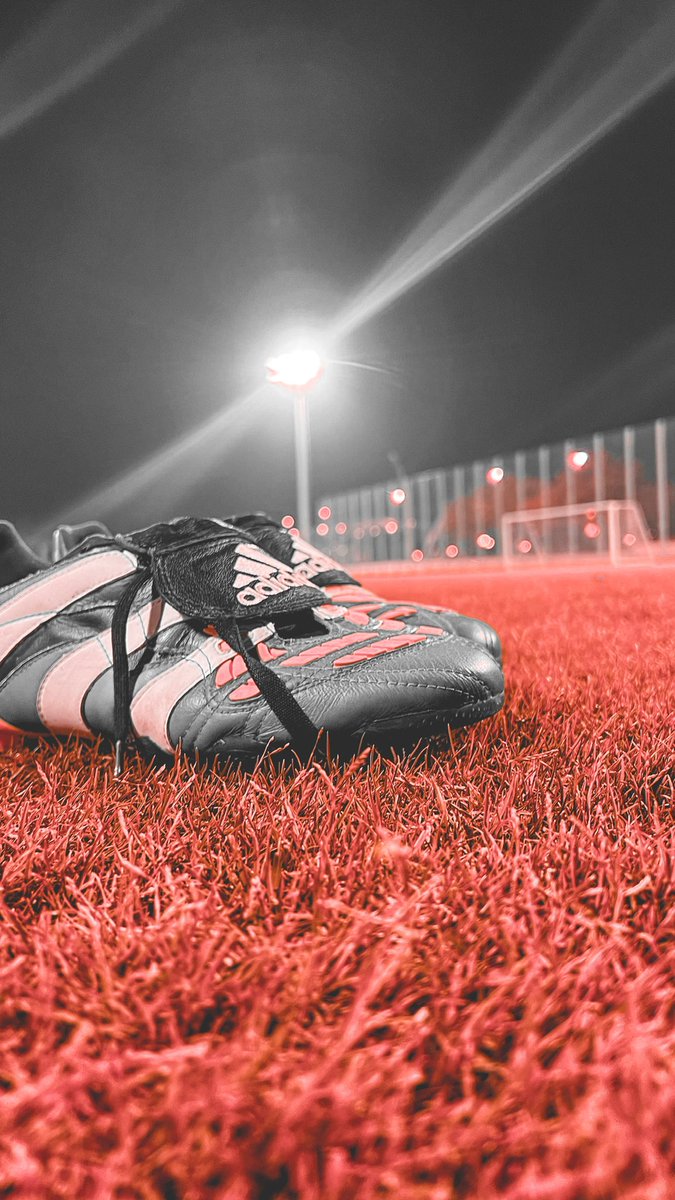 ChinoVv_'s tweet photo. I was spraying on Tuesday and Wednesday nightโฆ
Playing ball at 39 years old when it is 35 degrees and humid is not game ๐ฅต
I still love playing!
#Doha #Qatar #Adidas #preditors #QatarFoundation https://t.co/fhRFL5L88E