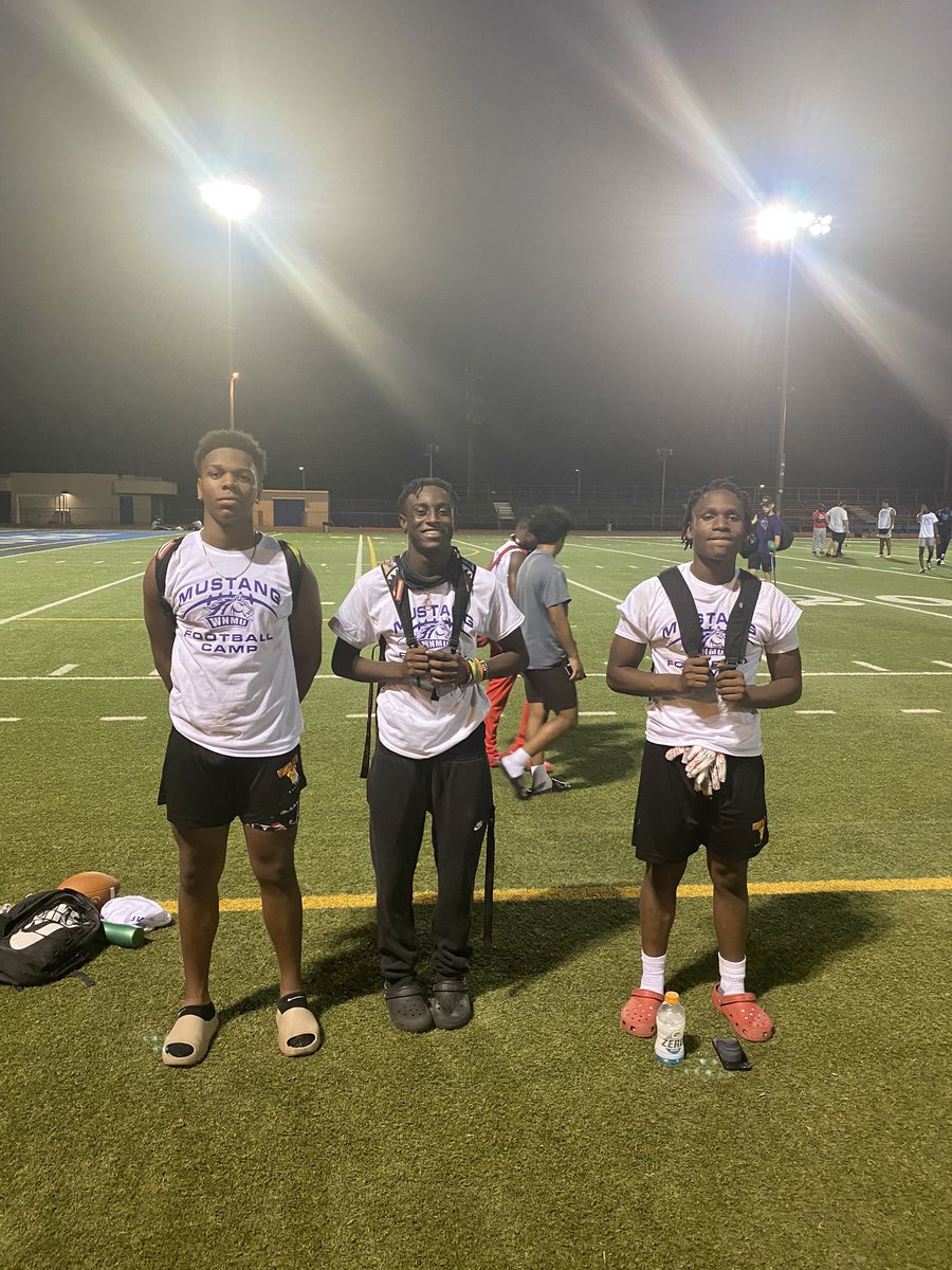 Aydehn Kingsberry (@akinsgberry3) on Twitter photo Got better with my brothers <a href="/ssin1k/">Sincere Smith</a> @iiam_Simm tonight!! Thank you <a href="/WNMUFootball/">WNMU Mustang Football</a> coach @CampWNMU <a href="/CoachJune26/">Junior Tanuvasa</a> I had fun. Got better with my brothers <a href="/ssin1k/">Sincere Smith</a> @iiam_Simm tonight!! Thank you <a href="/WNMUFootball/">WNMU Mustang Football</a> coach @CampWNMU <a href="/CoachJune26/">Junior Tanuvasa</a> I had fun.