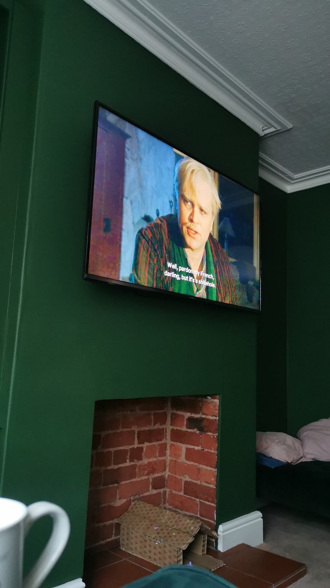 Tom_0092's tweet photo. Bit of still game before work for the 400,000th time 😁 can't beat it it just feels like home 🏡 @greghemphill96 @FordKiernan1 @govindajeggy @paulza70 @jandvofficial https://t.co/0xh6SOUYoG