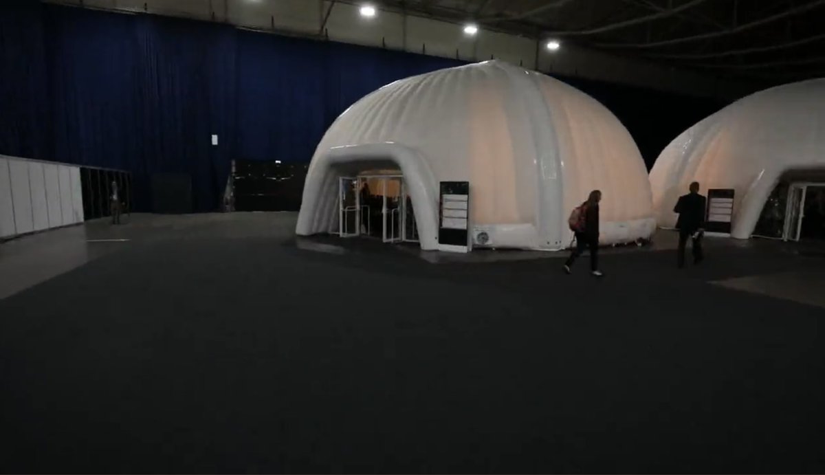 Evolutiondome's tweet photo. 4 silent seminar theatres for #UDT2022 at the Rotterdam Ahoy this week. Great working along side @AztecEventsUk again. #Events #Conference #InflatableStructures https://t.co/8iT5B8NdBf