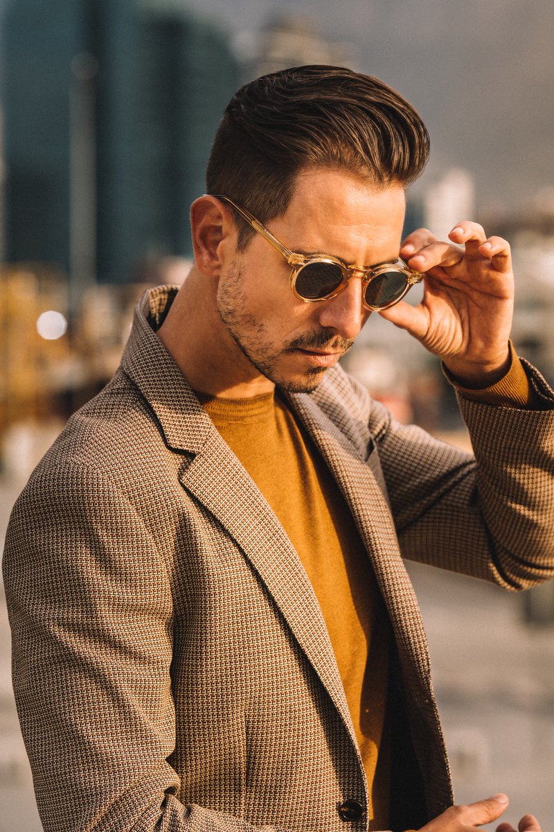 whatmybfwore's tweet photo. Nothing beats a good pair of sunglasses to round off, and in my opinion elevate, any look! Happy Friday, gents! 👌😎 https://t.co/837D8IypTD