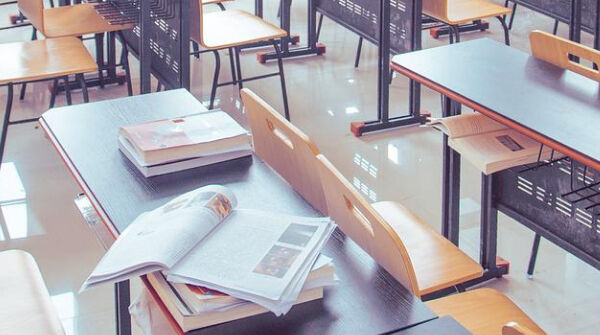 COMAPMath's tweet photo. Our #middleschool #math contest in modeling is coming in Fall 2022!
Teachers: Gather your teams of up to 4 students each.
Students: Let your teacher know you want to compete.
See https://t.co/g6wD0IdSKW for more details. #mathmodeling #modelingcontest #MidMCM #HiMCM https://t.co/oSi0SfZJYP