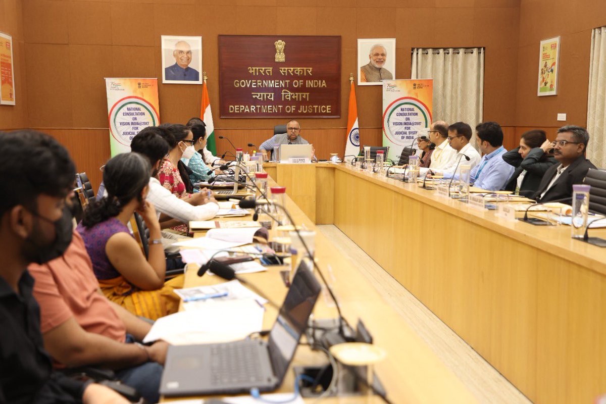 MLJ_GoI's tweet photo. Day 2 of National Consultation for Vision@2047 on Indian Judicial System.

Think Tanks participated to discuss #JusticeforAll: Developing a Speedy, Affordable &amp; Technology-Enabled Citizen-Centric Doorstep Justice Delivery System.

#AzadiKaAmritMahotsav @mygovindia https://t.co/LcbjY5Ncy3