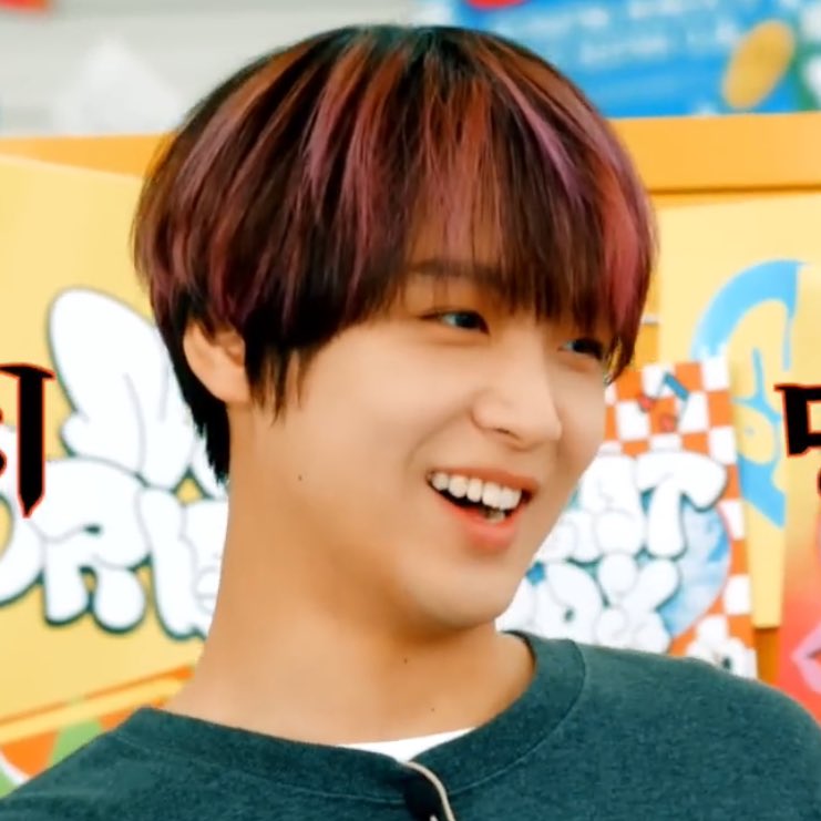 haelovs's tweet photo. haechan is everyone’s happy pill 😔 https://t.co/pREfx0eMfQ
