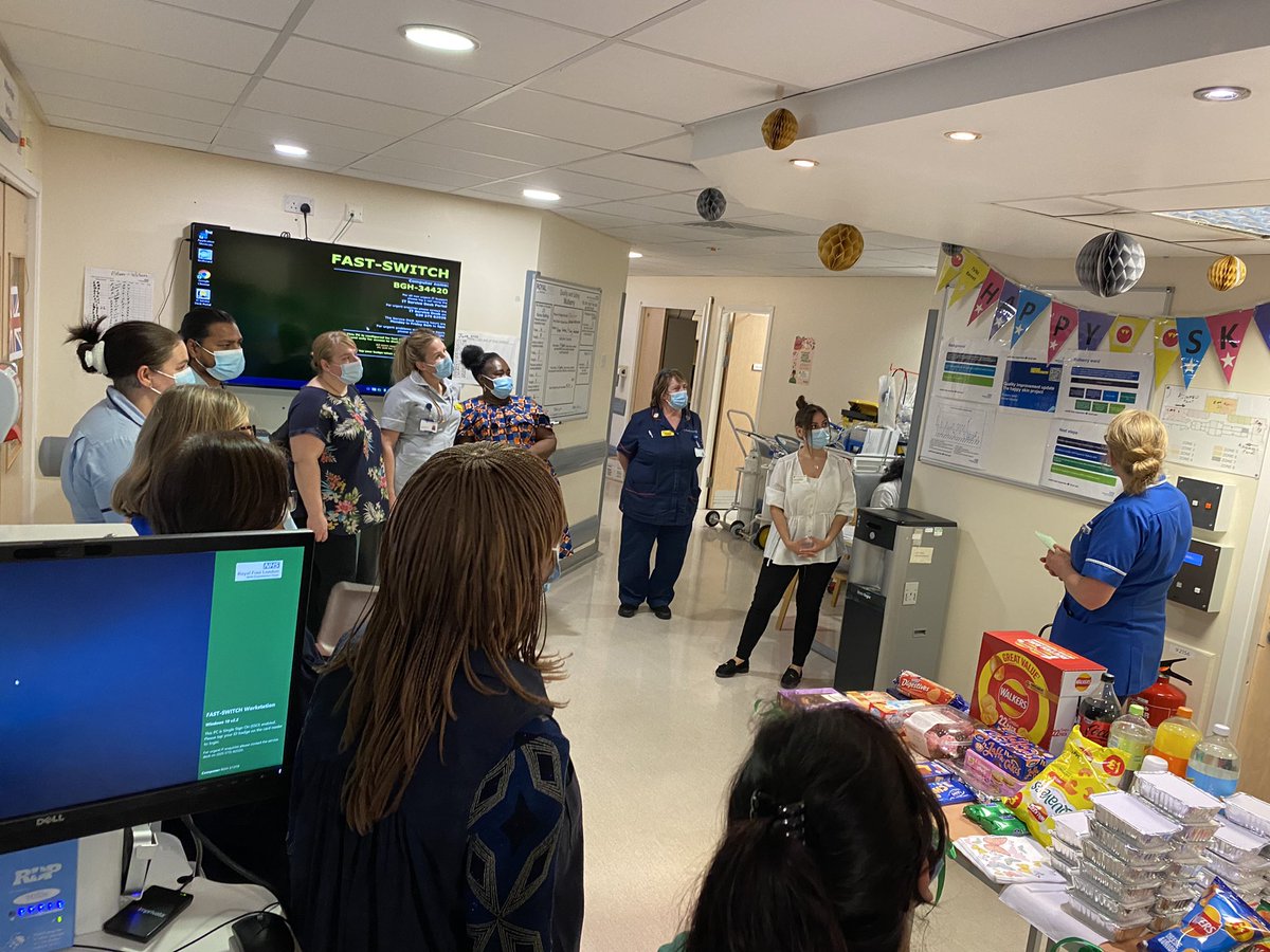 Mulberry Ward Celebration  HAPPY SKIN - QI Project in reducing hospital acquired pressure ulcers!
Great Team work on Mulberry and Big Thank you to all Staff- Amy Petchey, TVN Siobhan and Sarah + Penny Soteris. All worked cery Hard🤩